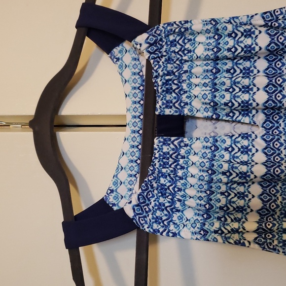 Cabana Life Sleeveless Shift Dress - Picture 2 of 6